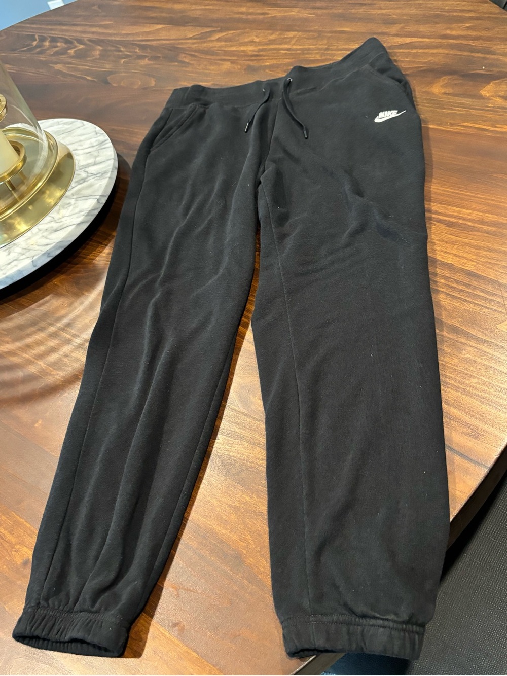 Nike jogger sweatpants